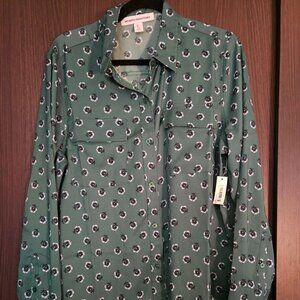 Amazon essentials long sleeved shirt